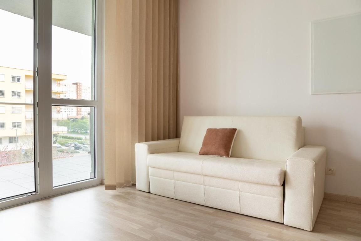 Great Tourist And Business Apartment Near Center Μπρατισλάβα Εξωτερικό φωτογραφία