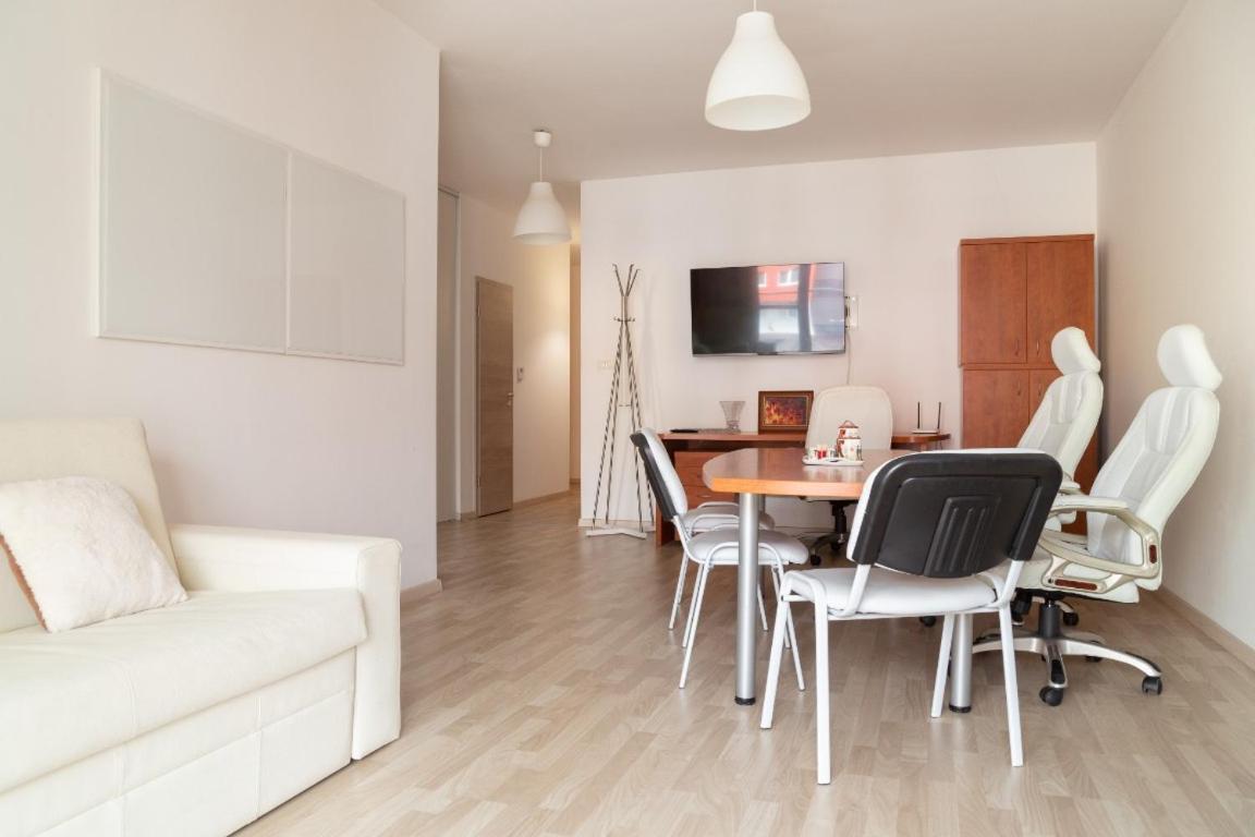 Great Tourist And Business Apartment Near Center Μπρατισλάβα Εξωτερικό φωτογραφία