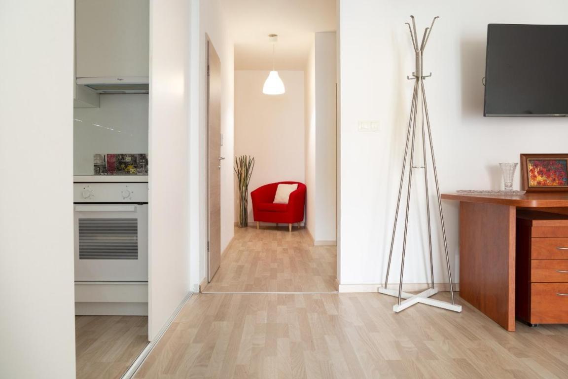 Great Tourist And Business Apartment Near Center Μπρατισλάβα Εξωτερικό φωτογραφία